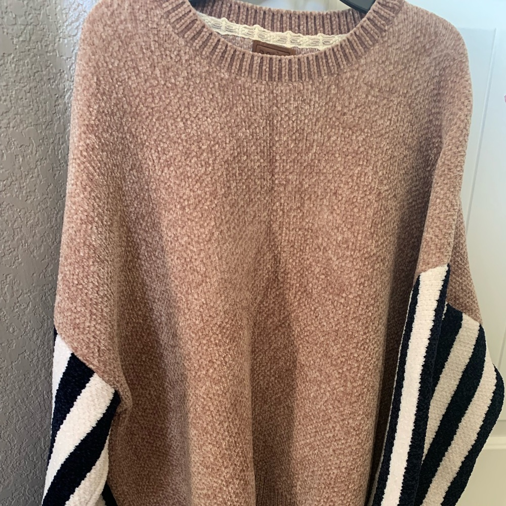 Cute boutique sweater! One of a kind!
